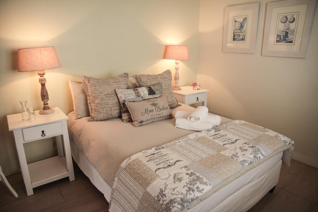 Olive Manor Guest House Нюкасъл Екстериор снимка